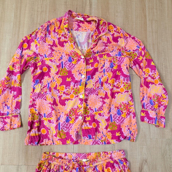 Colorful Roller Rabbit Pajama set - Picture 2 of 6